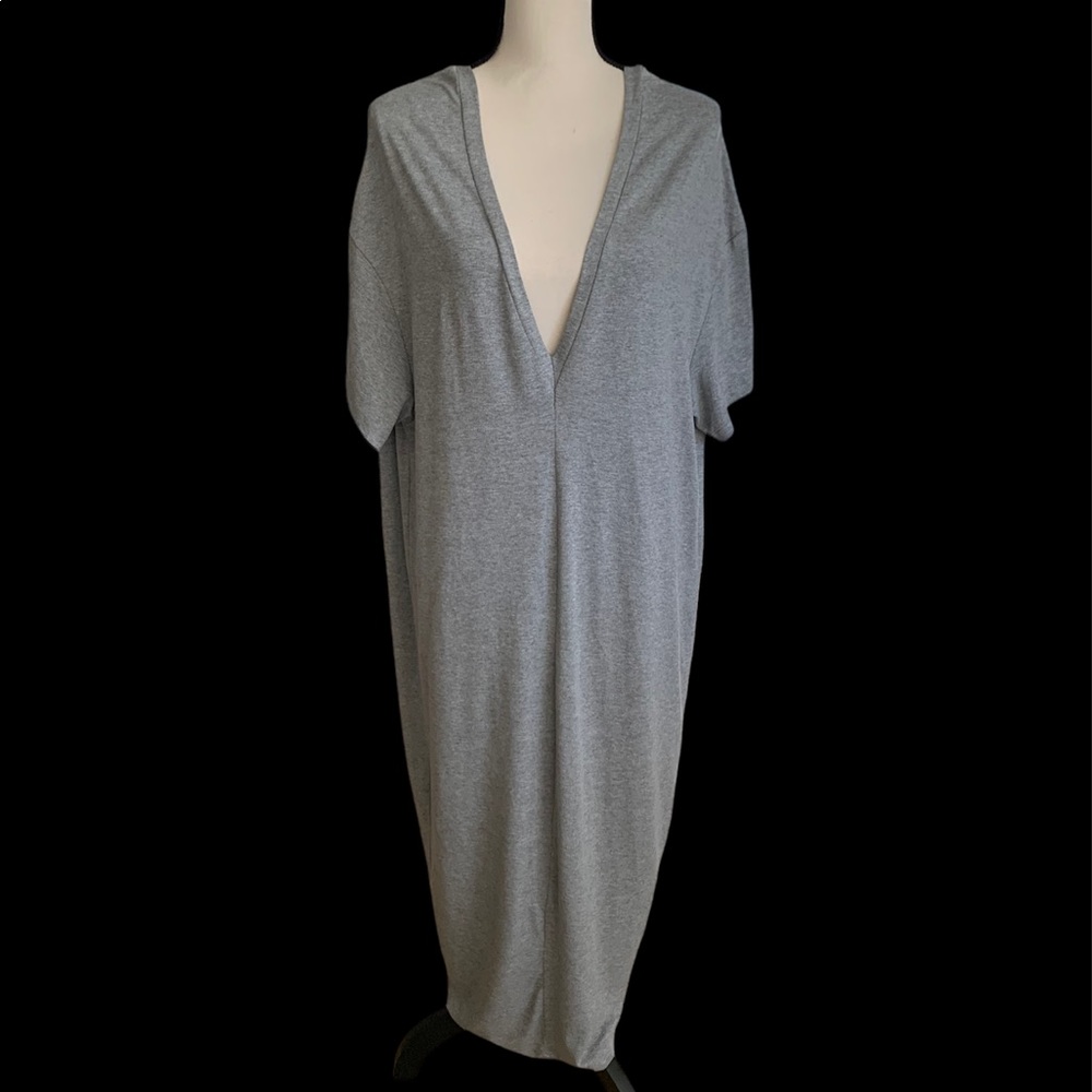 H&M NWT size 12 Maxi shirt dress with button on the back
